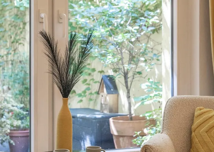 Big Center No Party *