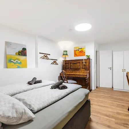 Big Center No Party * Cologne