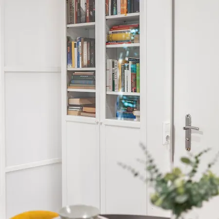 Big Center No Party * קלן