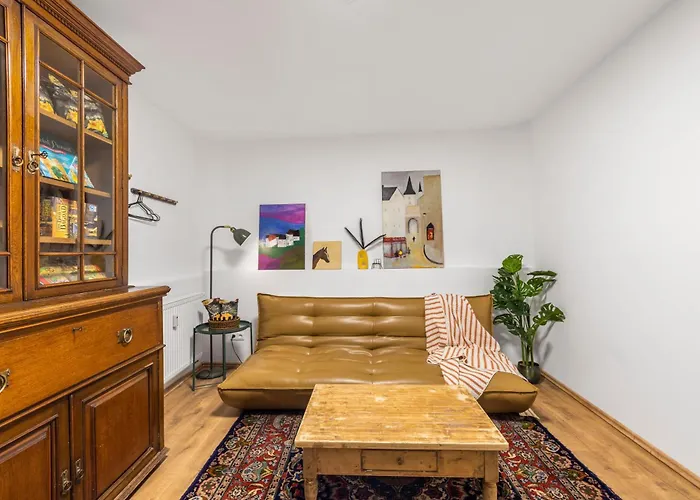 Big Center No Party *