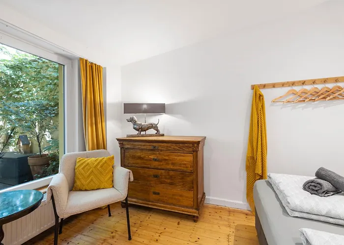 Big Center No Party *