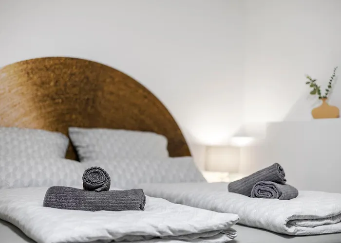 Big Center No Party *