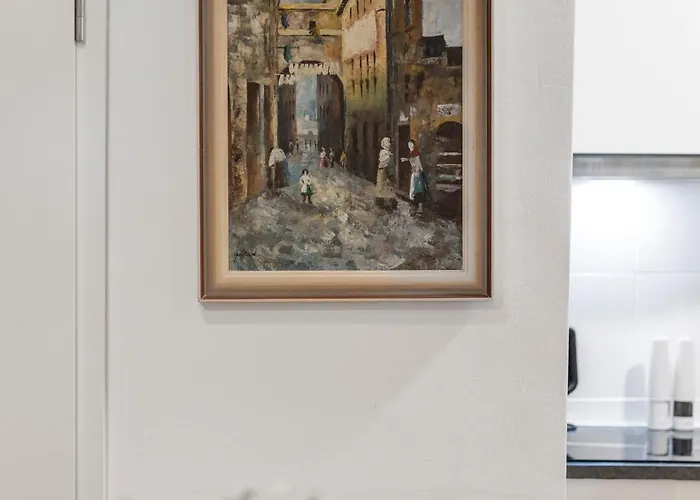 Big Center No Party * Colonia